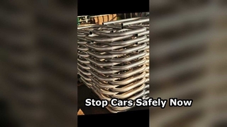 이동식 차량 배리어로 차량을 안전하게 정지